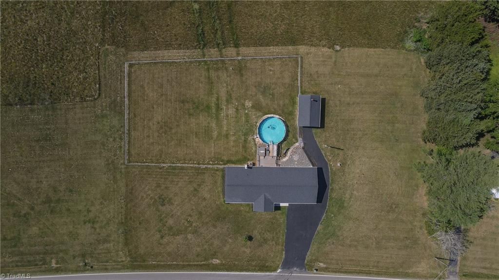 817 Holly Springs Road