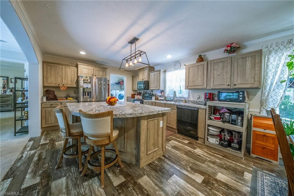 8955 Dennis Road