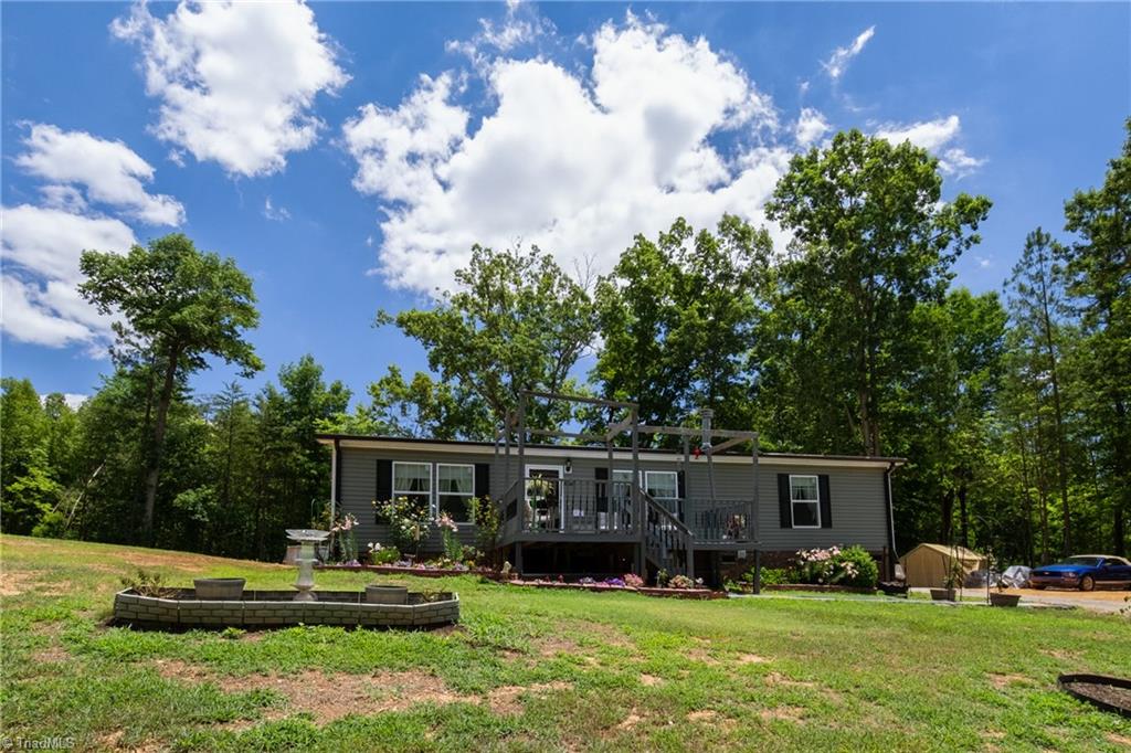 8955 Dennis Road