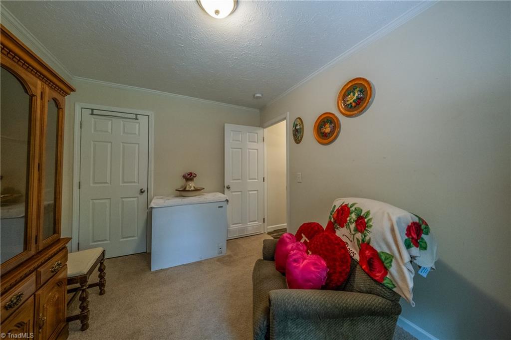 8955 Dennis Road