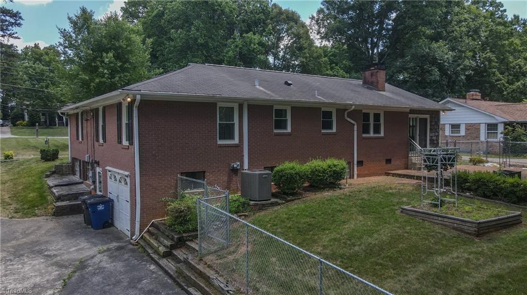 4018 Snyder Drive, Winston-Salem