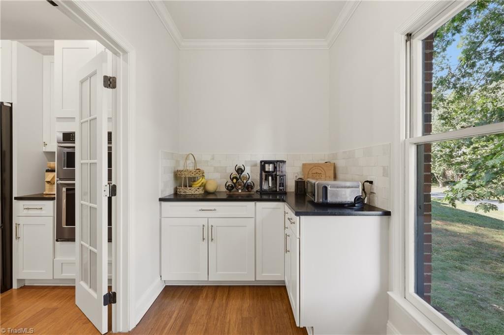 1832 Hunters Forest Drive, Winston-Salem