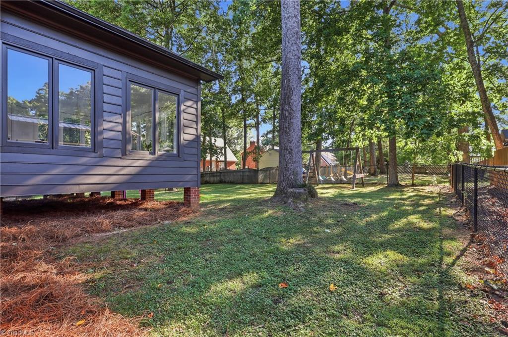 1832 Hunters Forest Drive, Winston-Salem