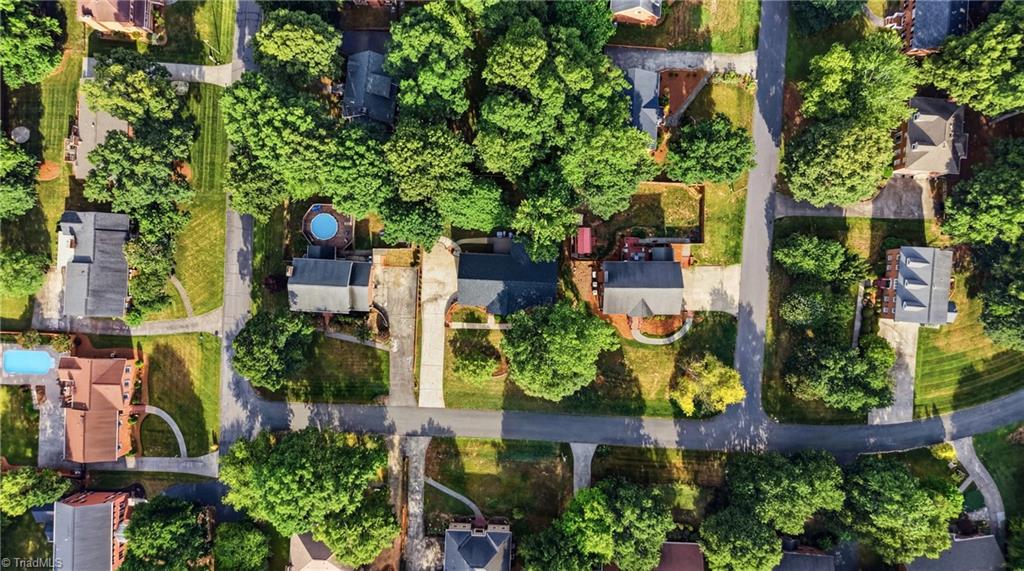1832 Hunters Forest Drive, Winston-Salem