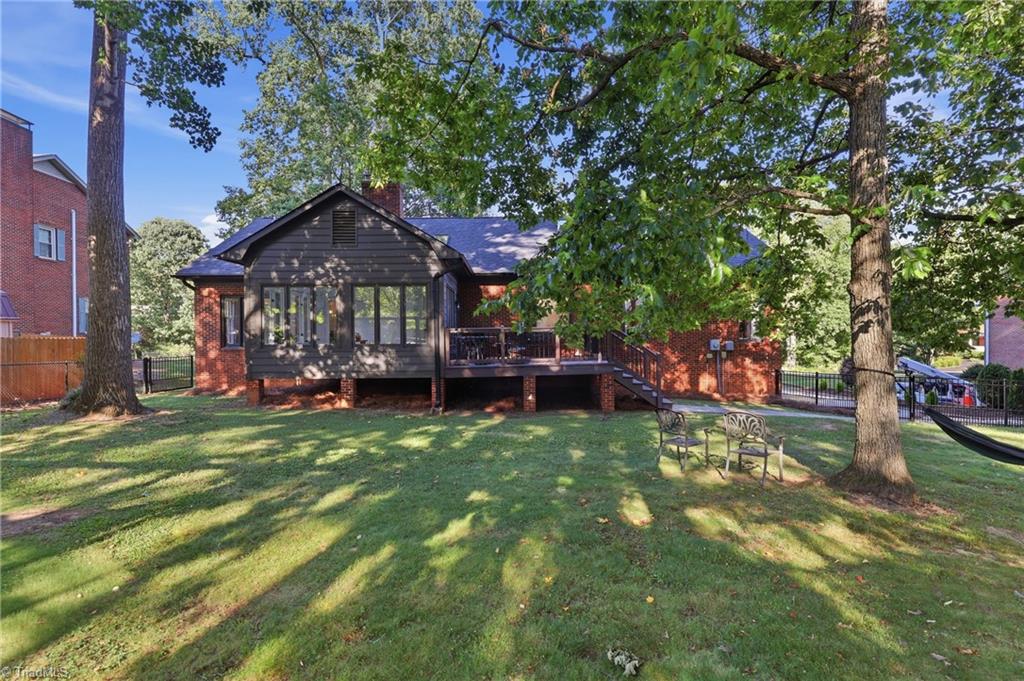 1832 Hunters Forest Drive, Winston-Salem