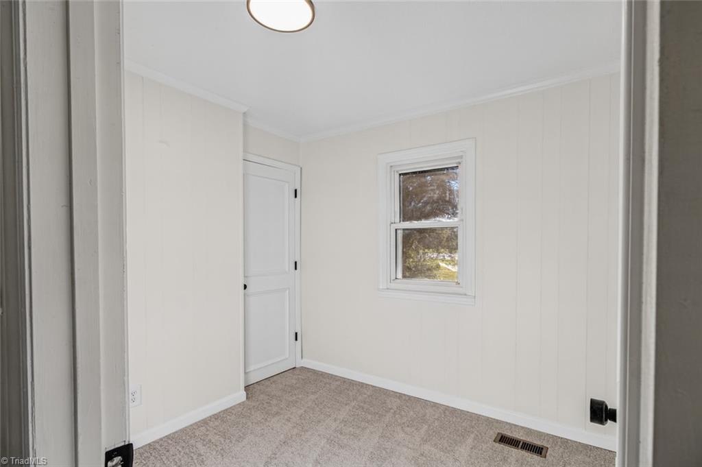 5785 Gumtree Road, Winston-Salem