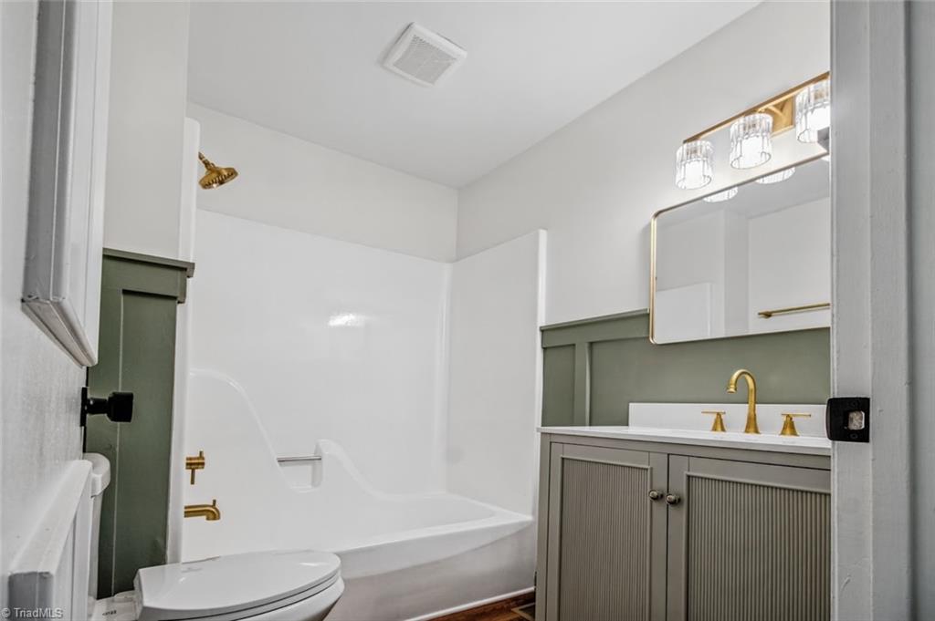 5785 Gumtree Road, Winston-Salem