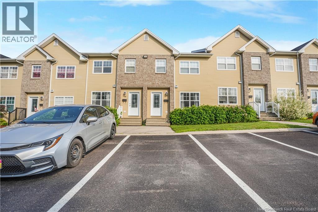 10 Westbrook Lane
