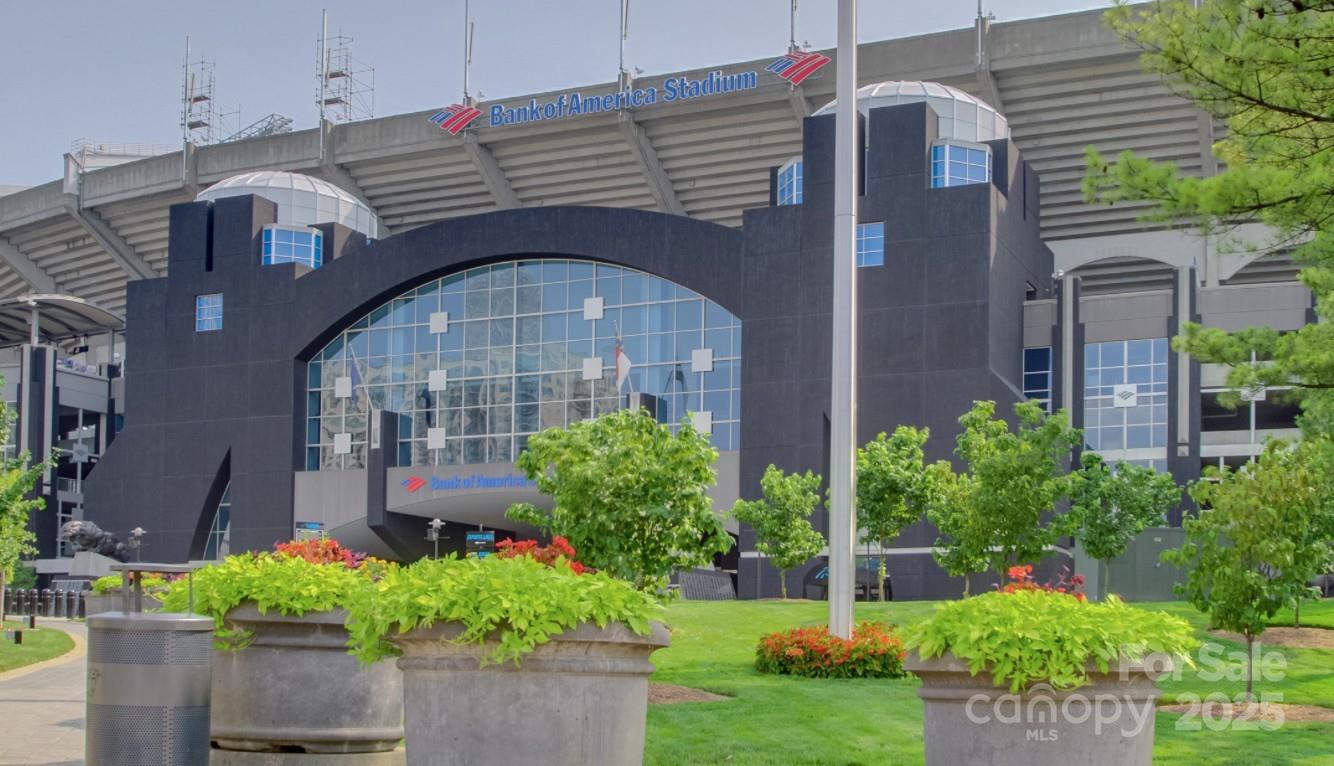 529 N Graham Street Unit: 3G