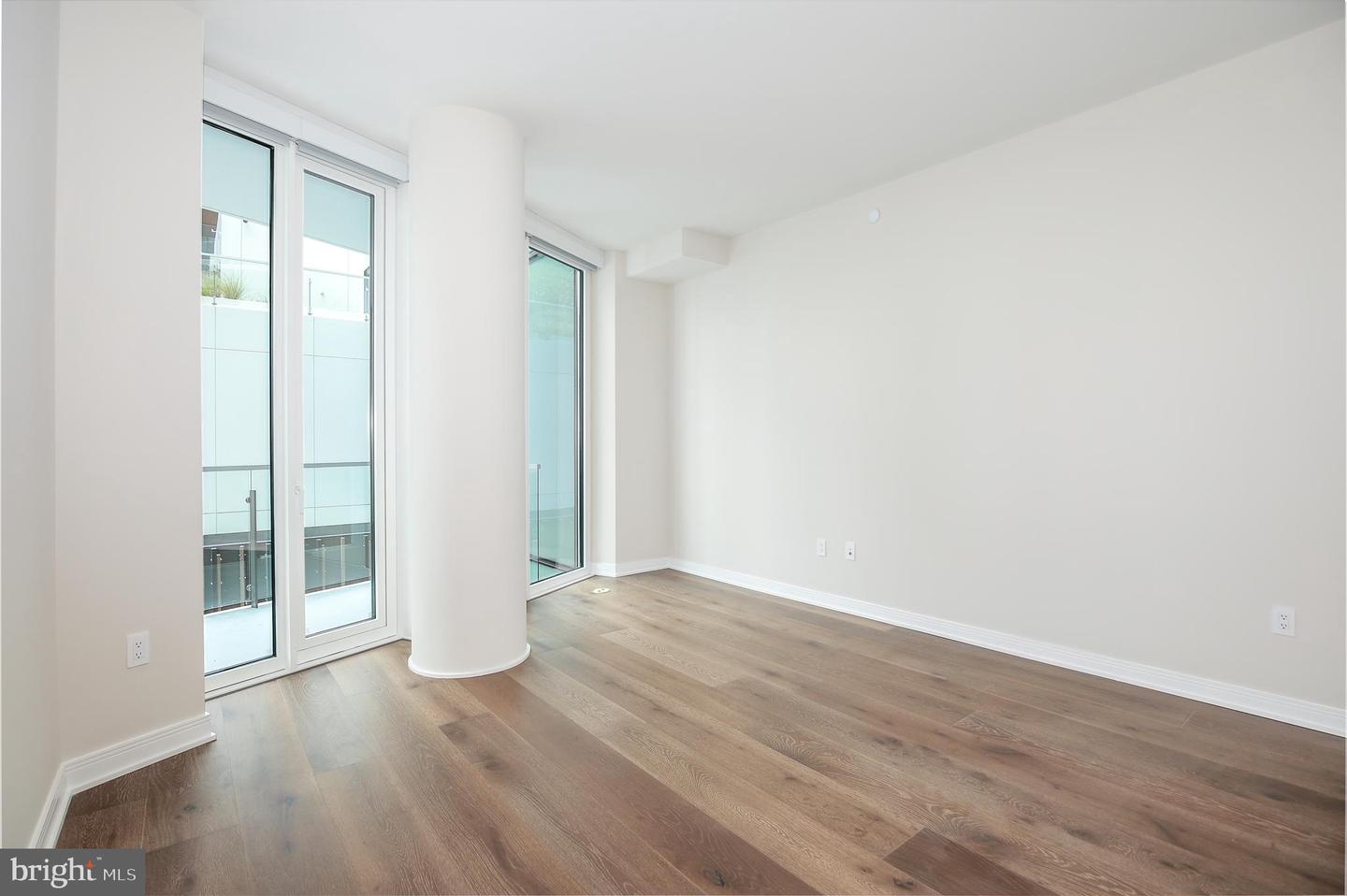 601 Wharf St SW #506