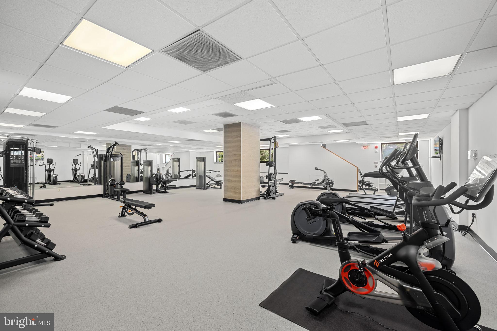 2111 Wisconsin AVENUE NW Unit: 602