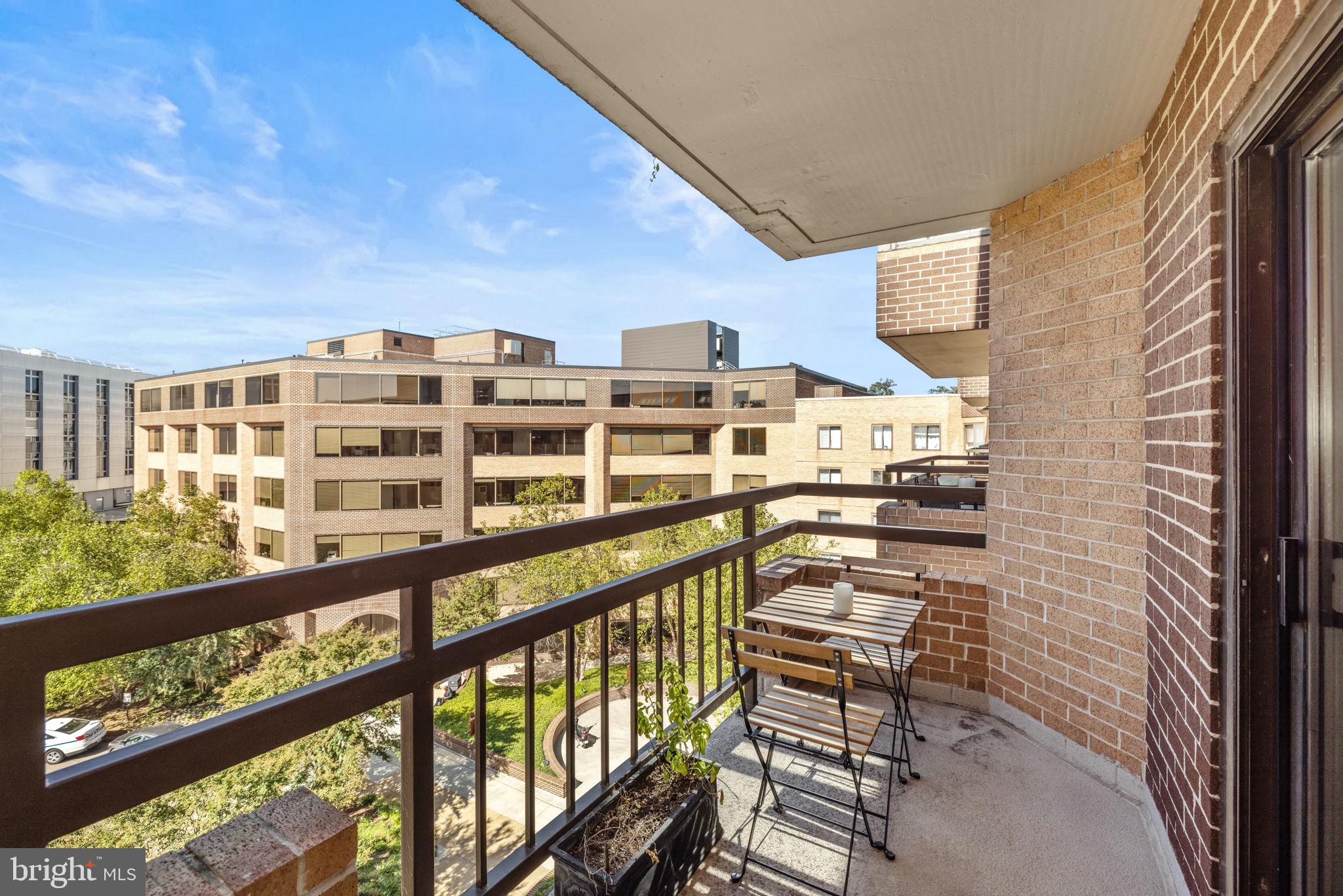 2111 Wisconsin AVENUE NW Unit: 602