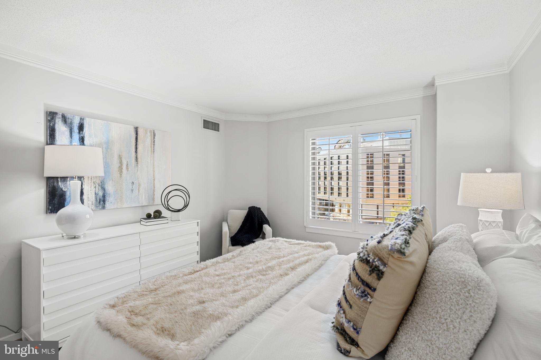 2111 Wisconsin AVENUE NW Unit: 602
