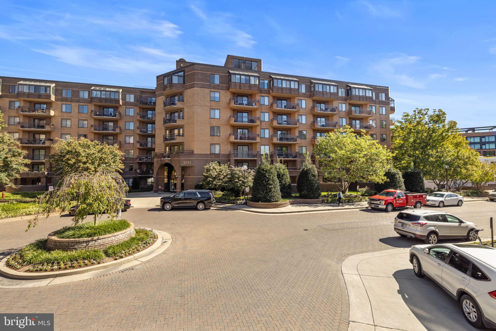 2111 Wisconsin AVENUE NW Unit: 602