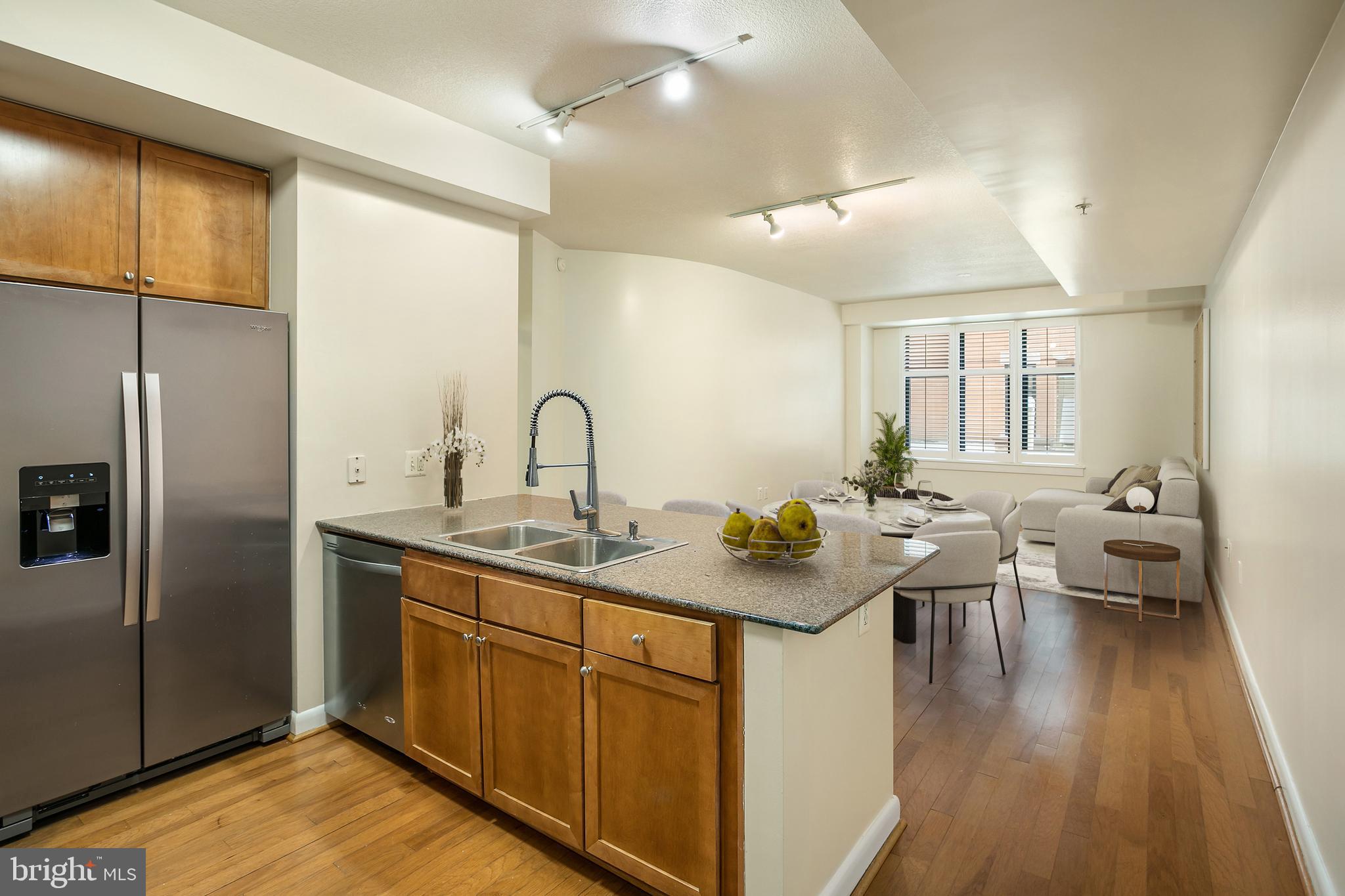 400 Massachusetts Ave NW #410