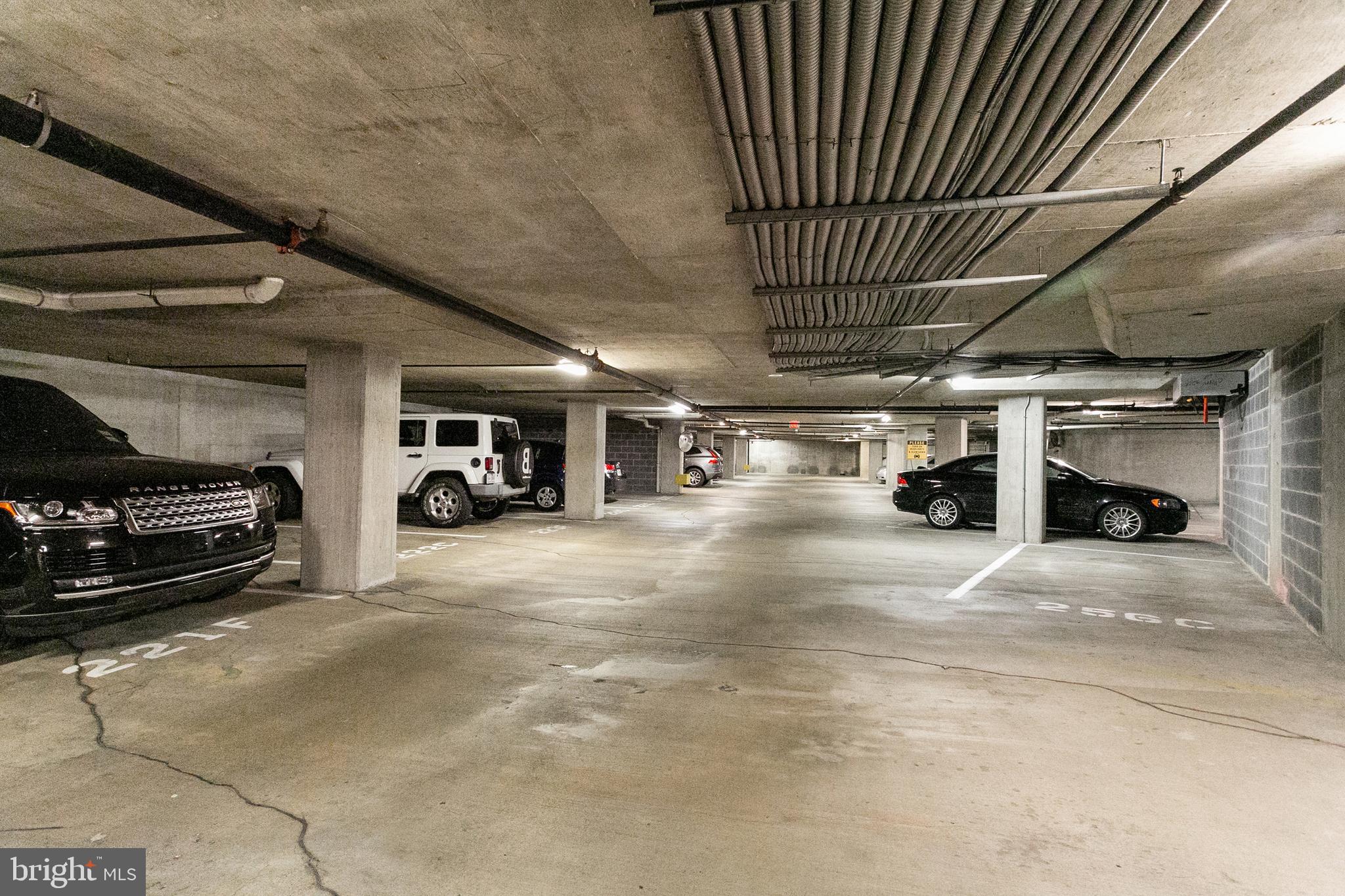 400 Massachusetts Ave NW #410