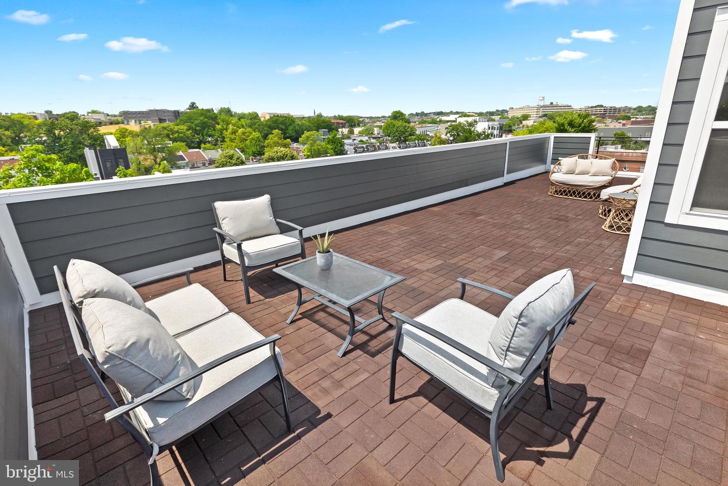 1214 Meigs Pl NE #4