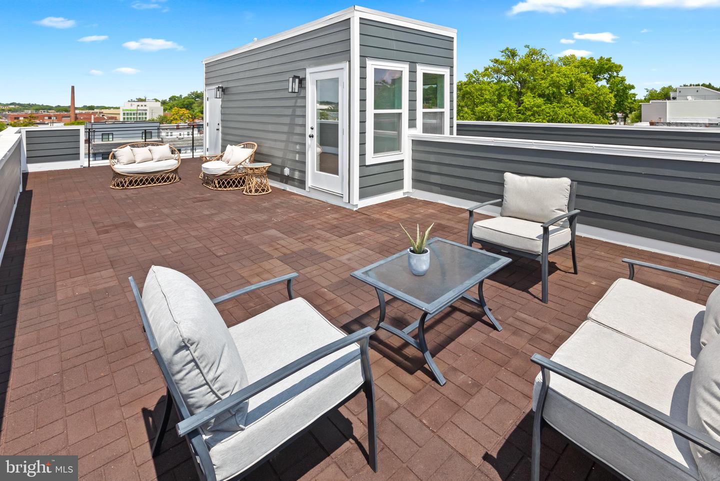 1214 Meigs Pl NE #4