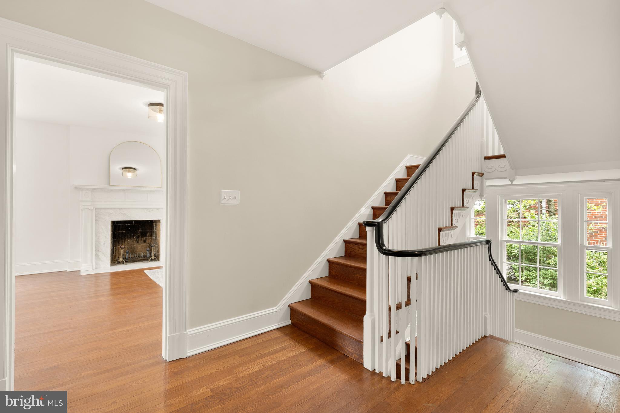 3109 Cathedral Ave NW