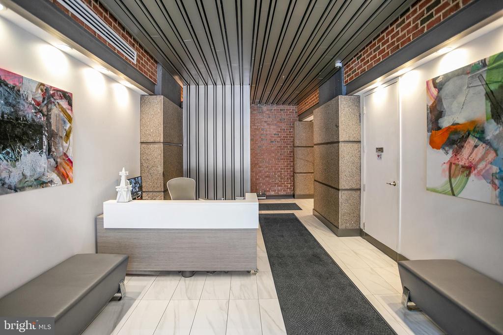 916 G St NW #505