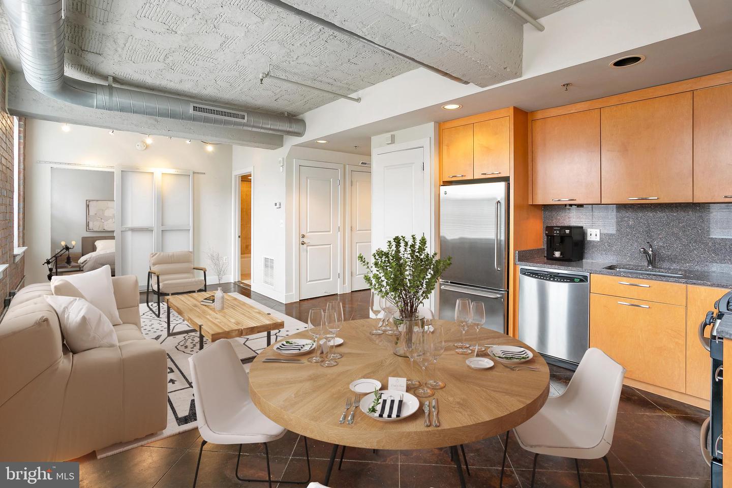 916 G St NW #505