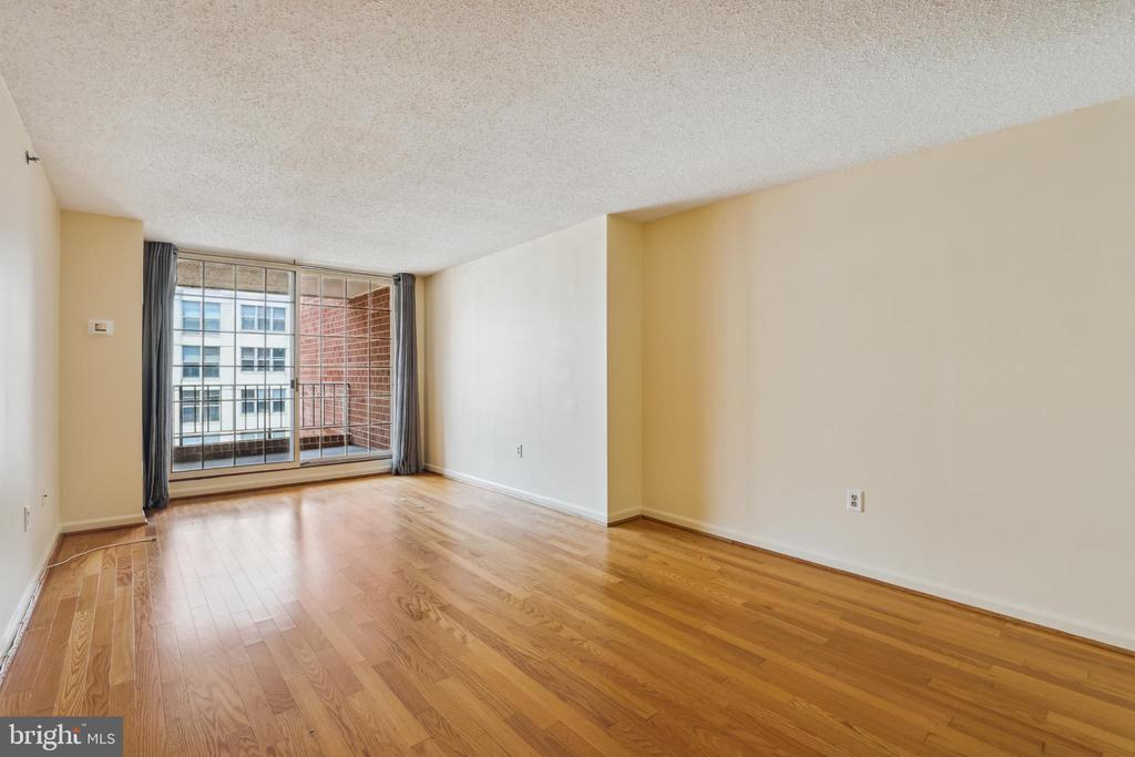1230 23RD STREET NW 607