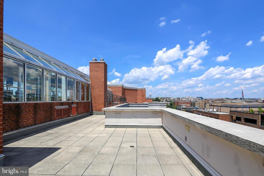 1230 23RD STREET NW 607