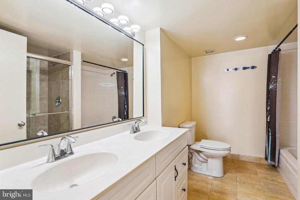 1230 23RD STREET NW 607