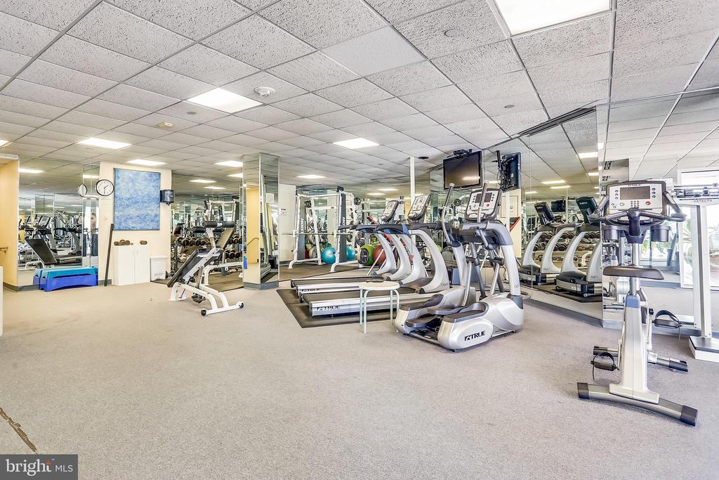 1230 23RD STREET NW 607