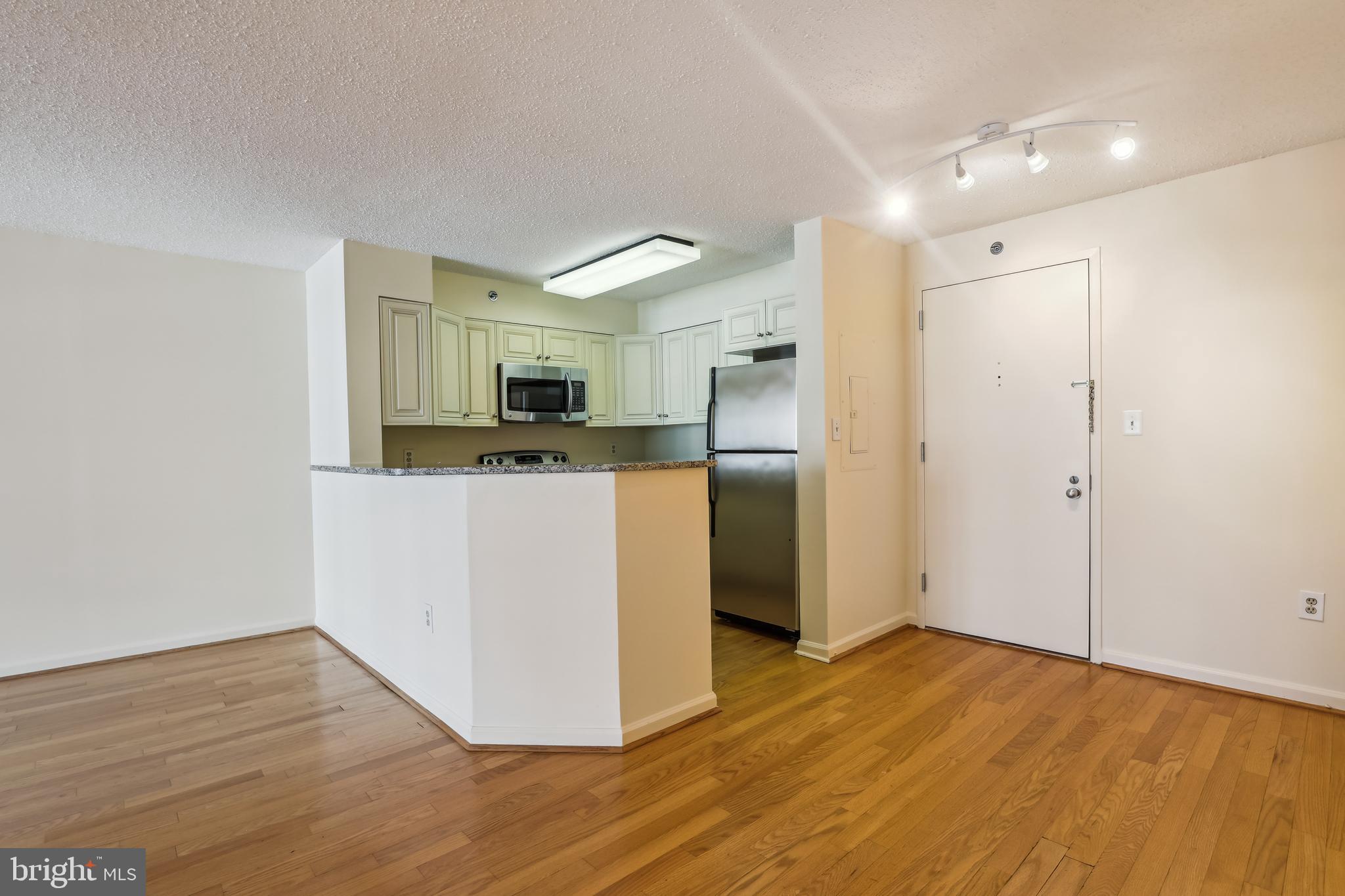 1230 23RD STREET NW 607