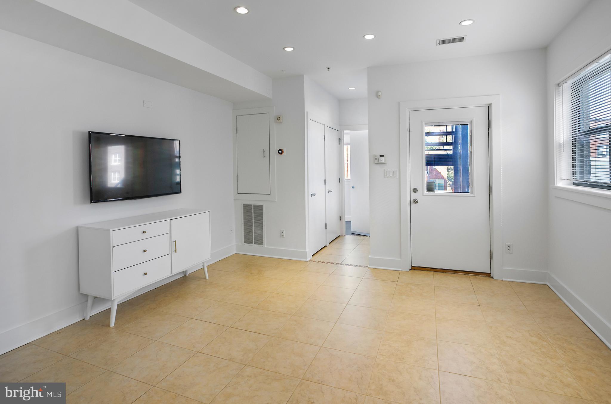 1461 HARVARD STREET NW 5