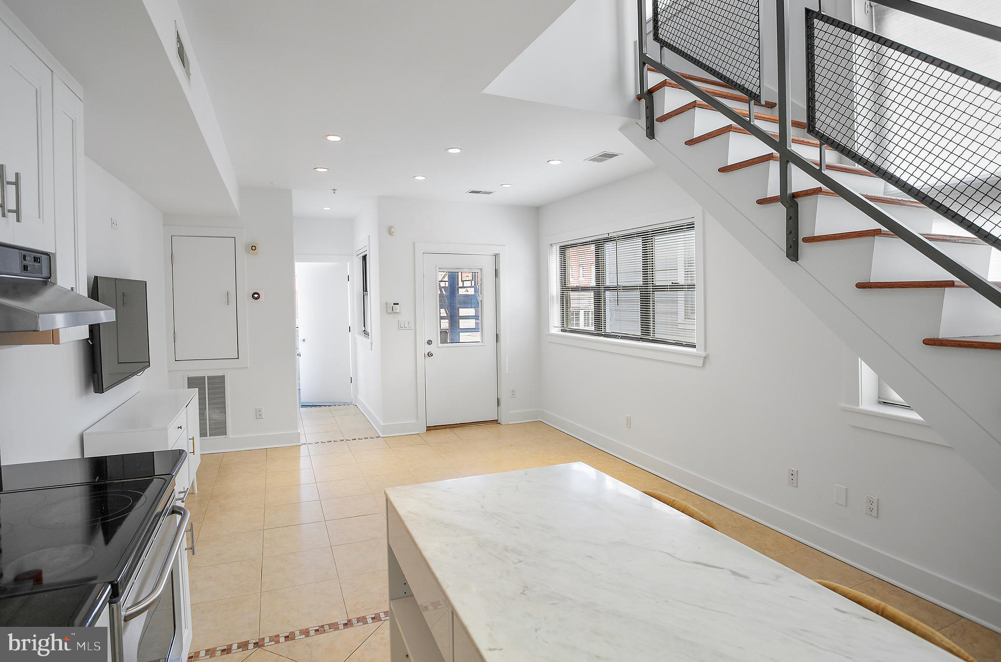 1461 HARVARD STREET NW 5