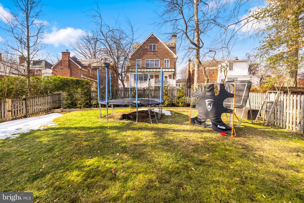 6436 31ST STREET NW