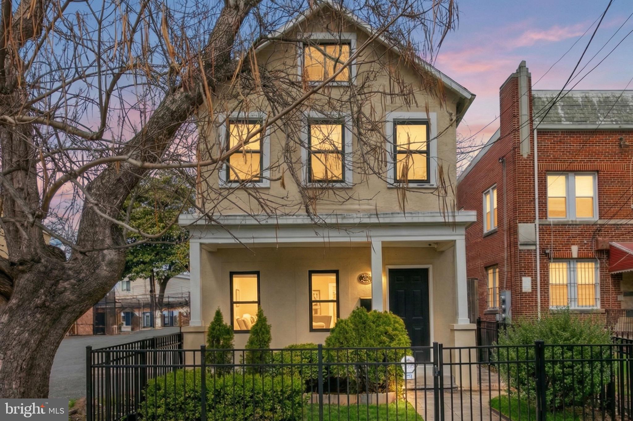 612 ALABAMA AVENUE SE