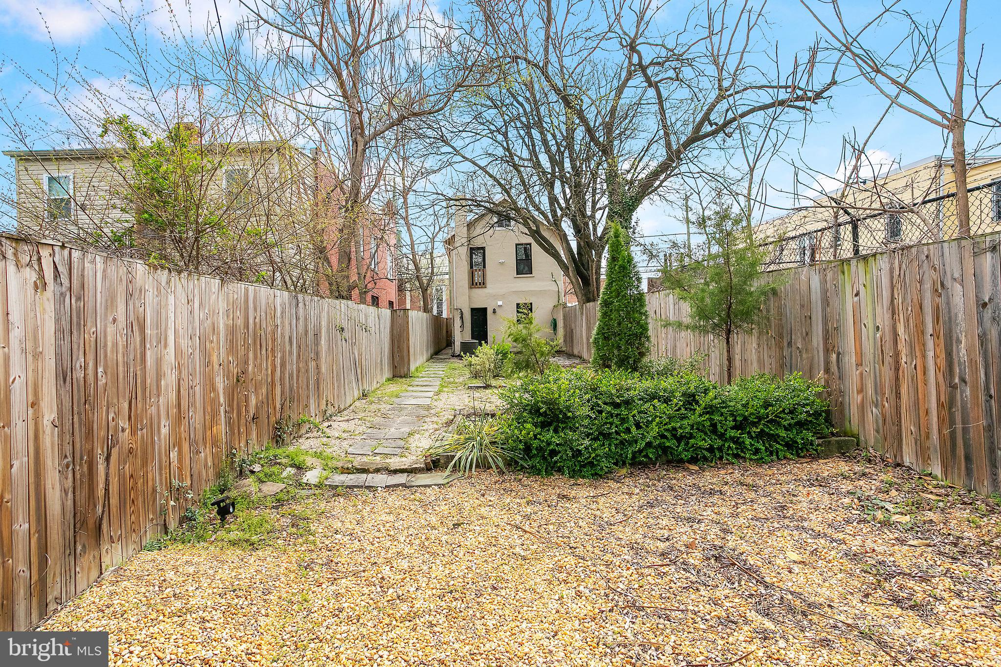 612 ALABAMA AVENUE SE