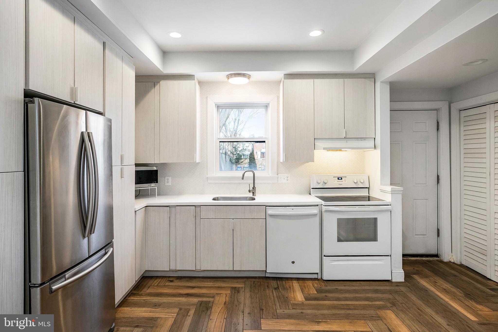 612 ALABAMA AVENUE SE