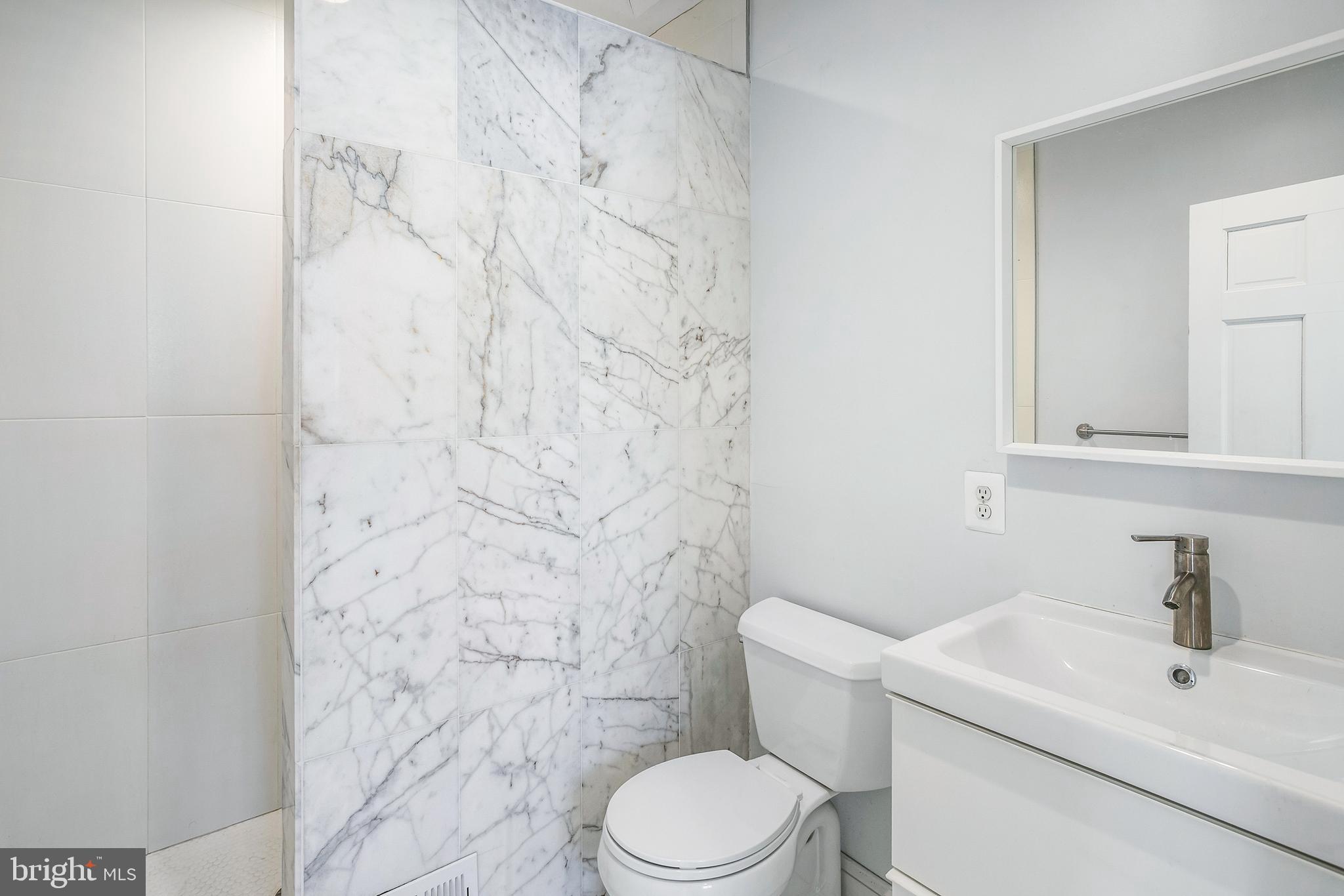 612 ALABAMA AVENUE SE