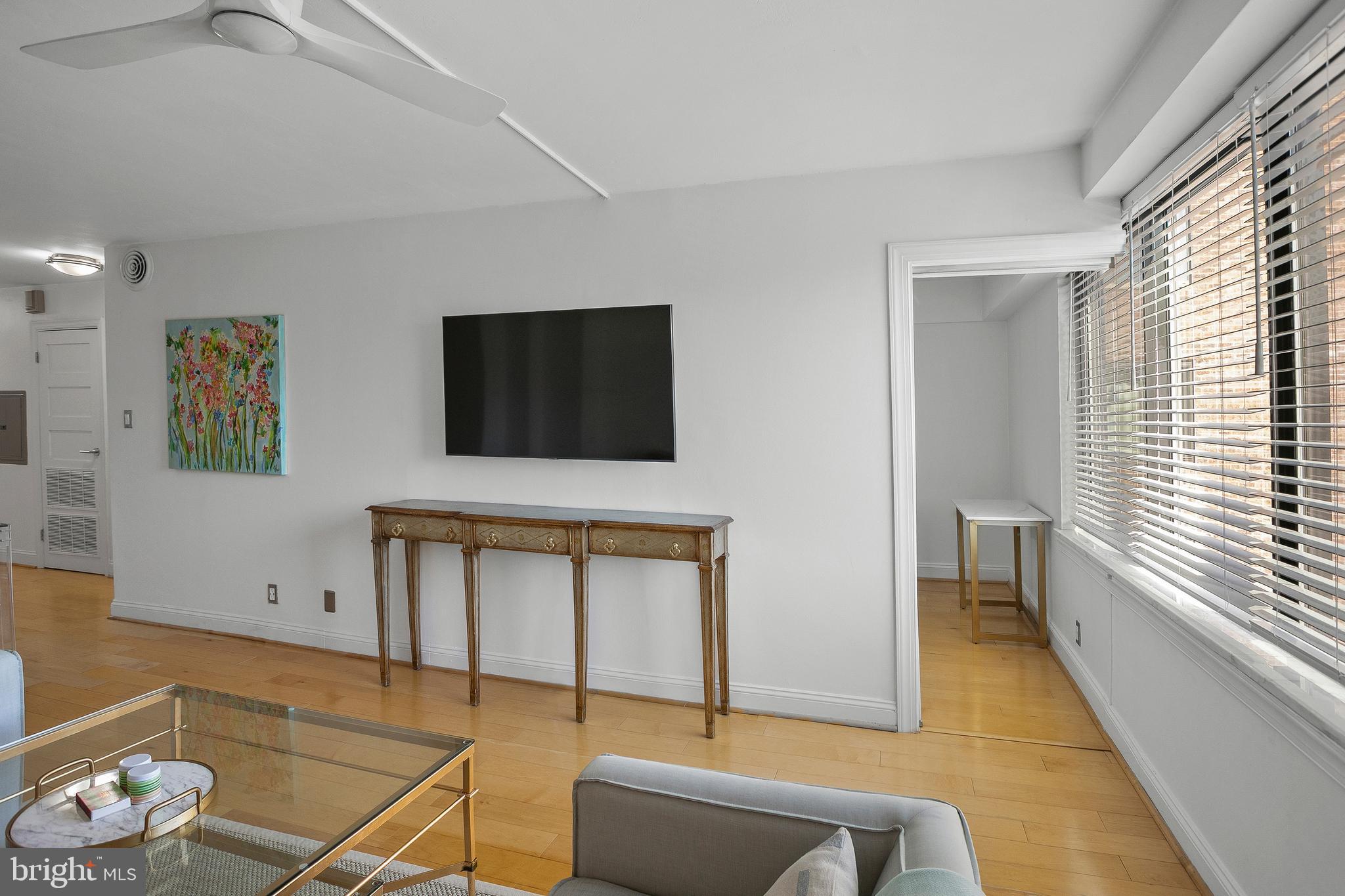 3 WASHINGTON CIRCLE NW 603