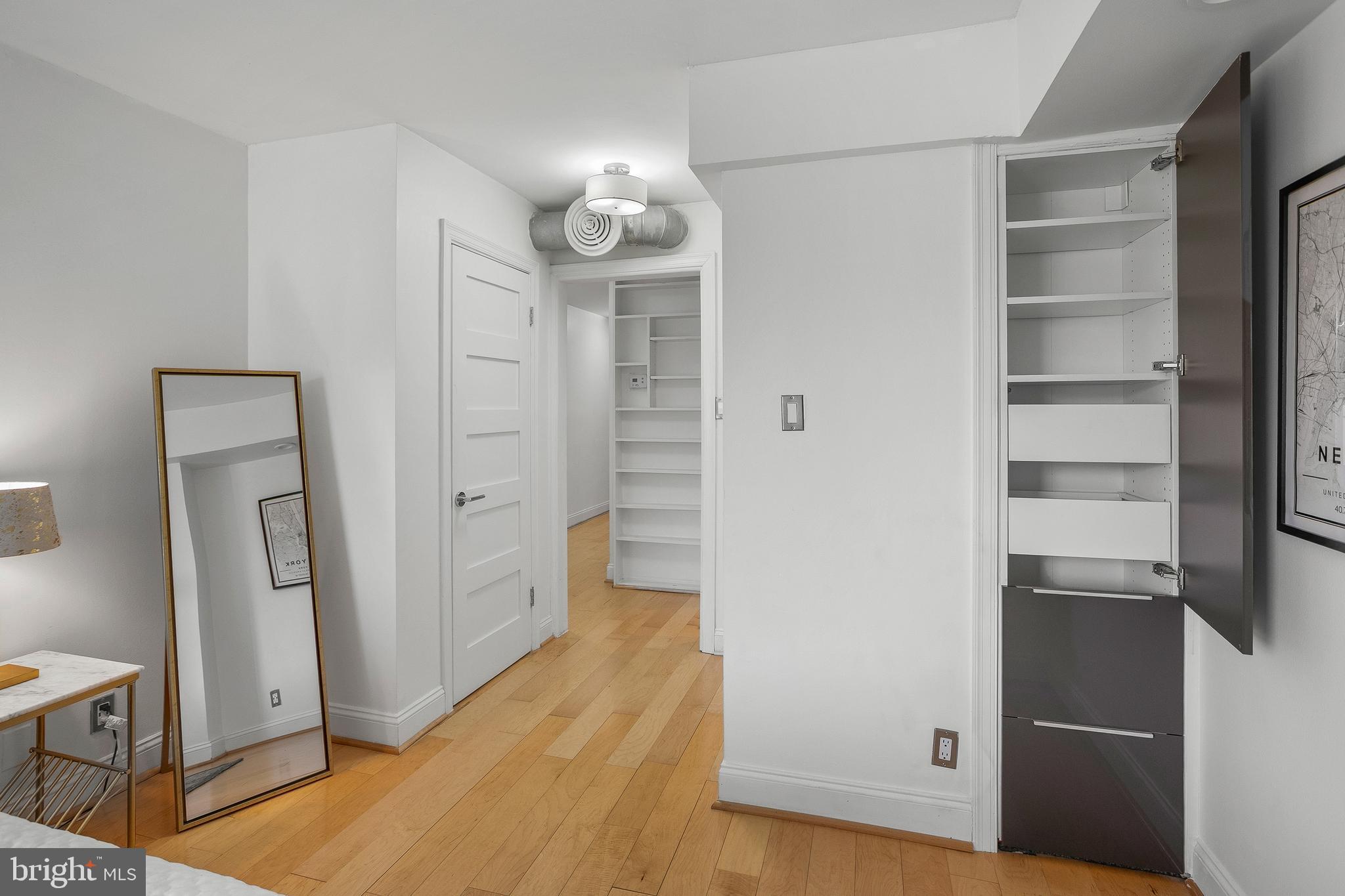 3 WASHINGTON CIRCLE NW 603