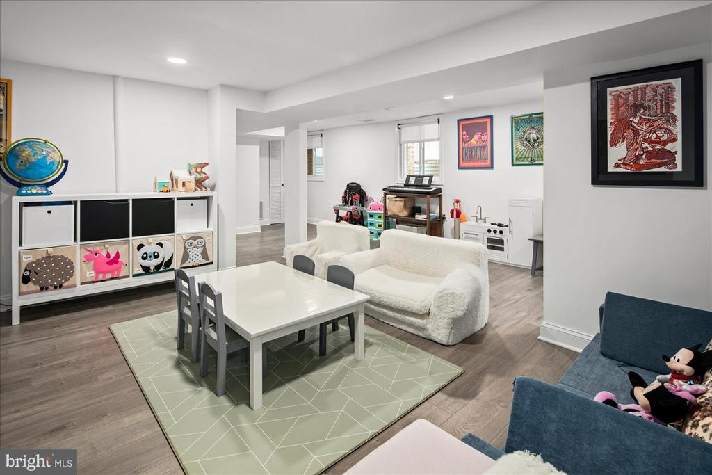 1509 VAN BUREN STREET NW