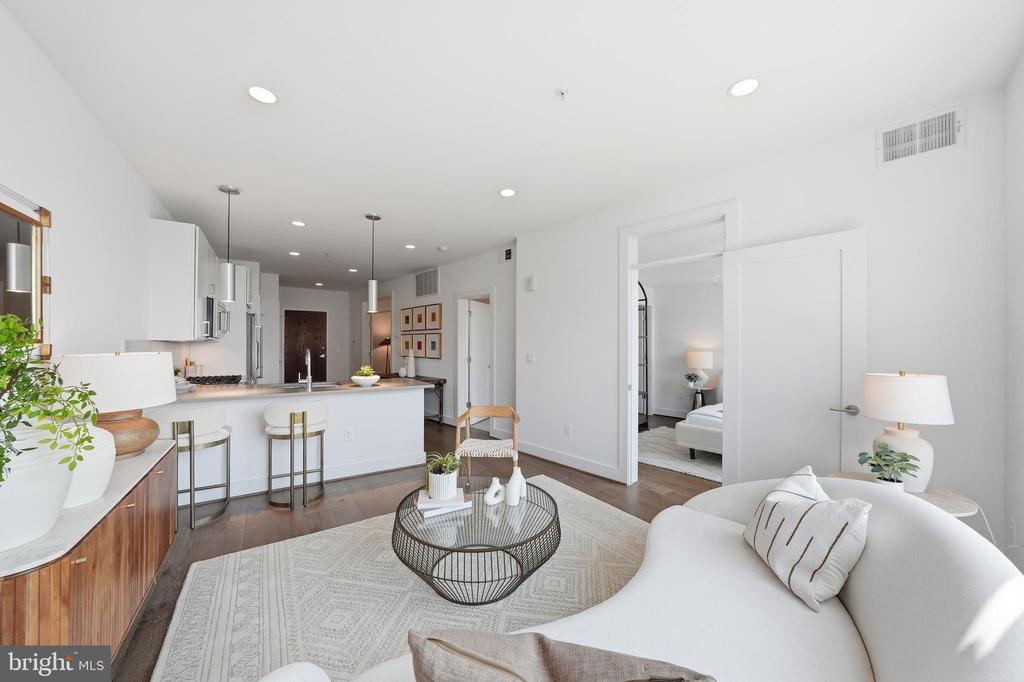 2337 CHAMPLAIN STREET NW Unit: 305
