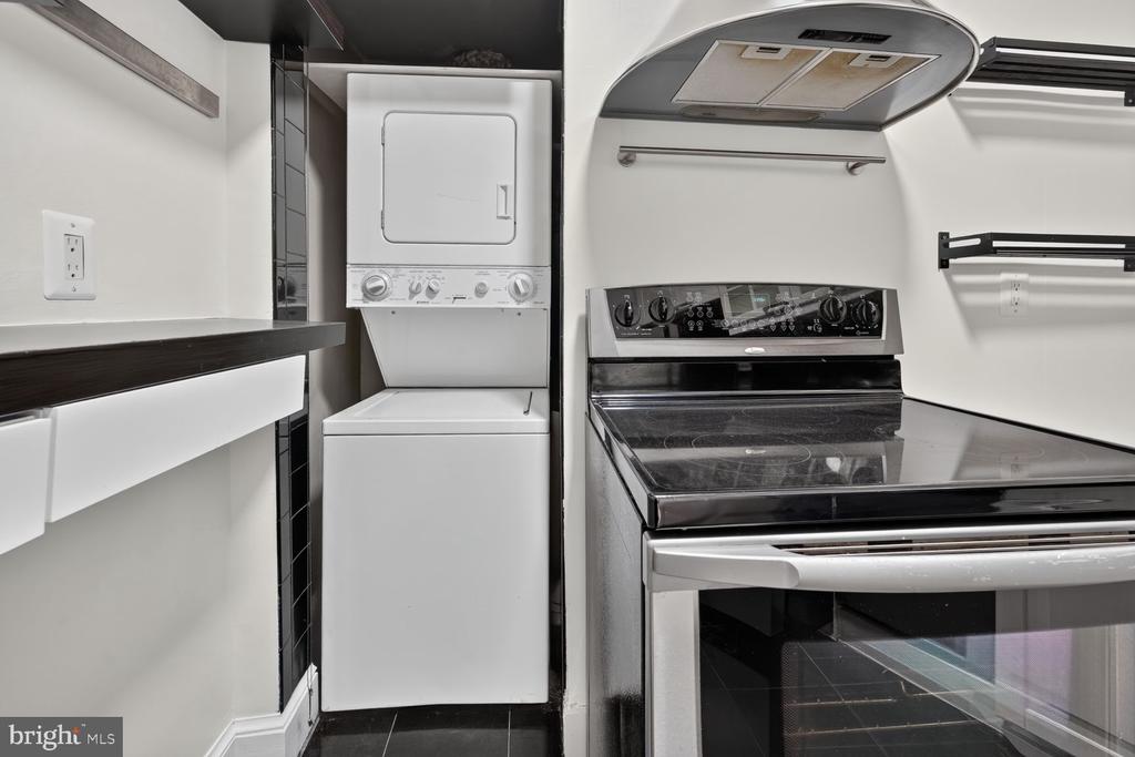 3120 R STREET NW Unit: 207