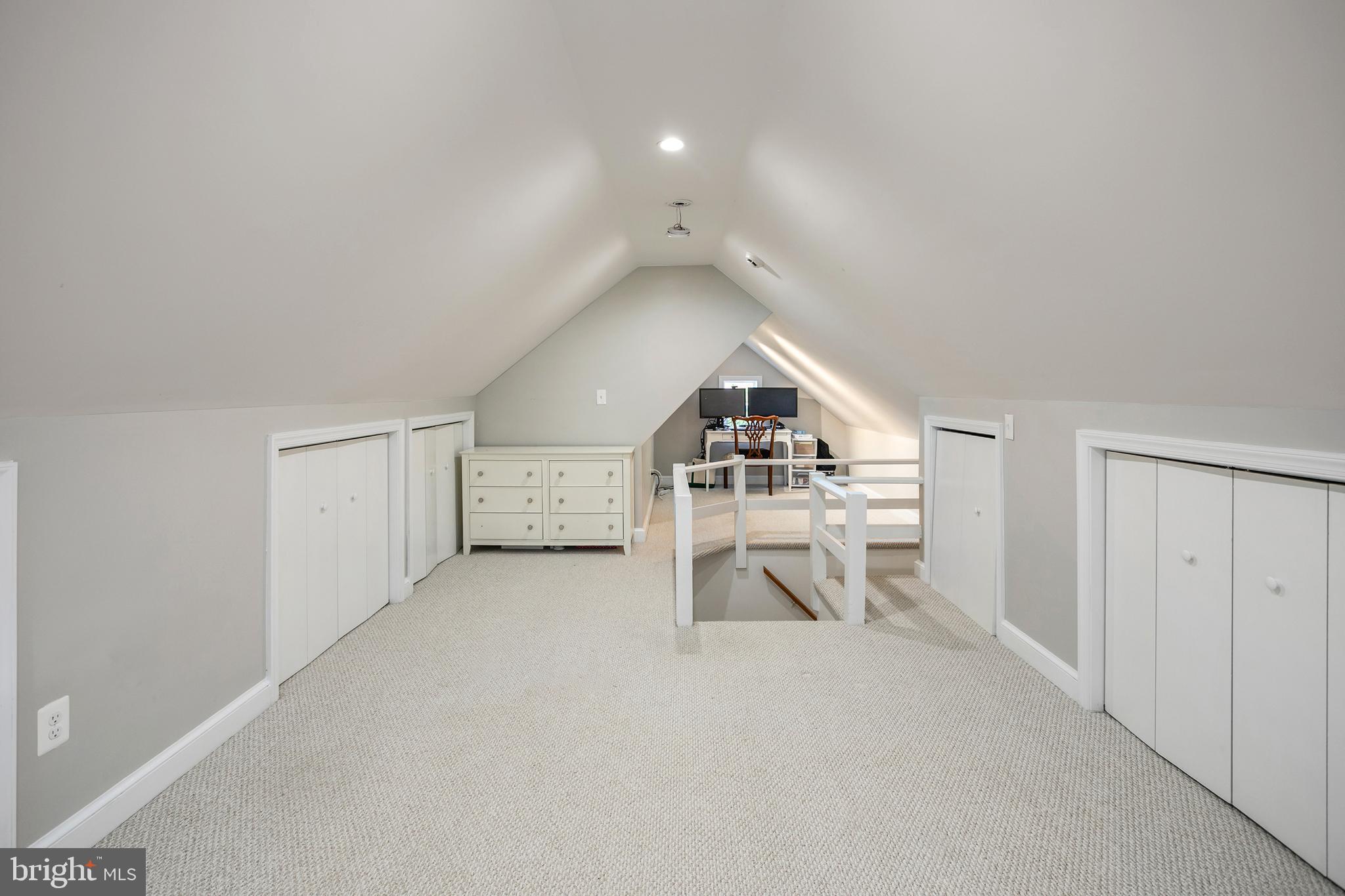 7612 Lynn Dr