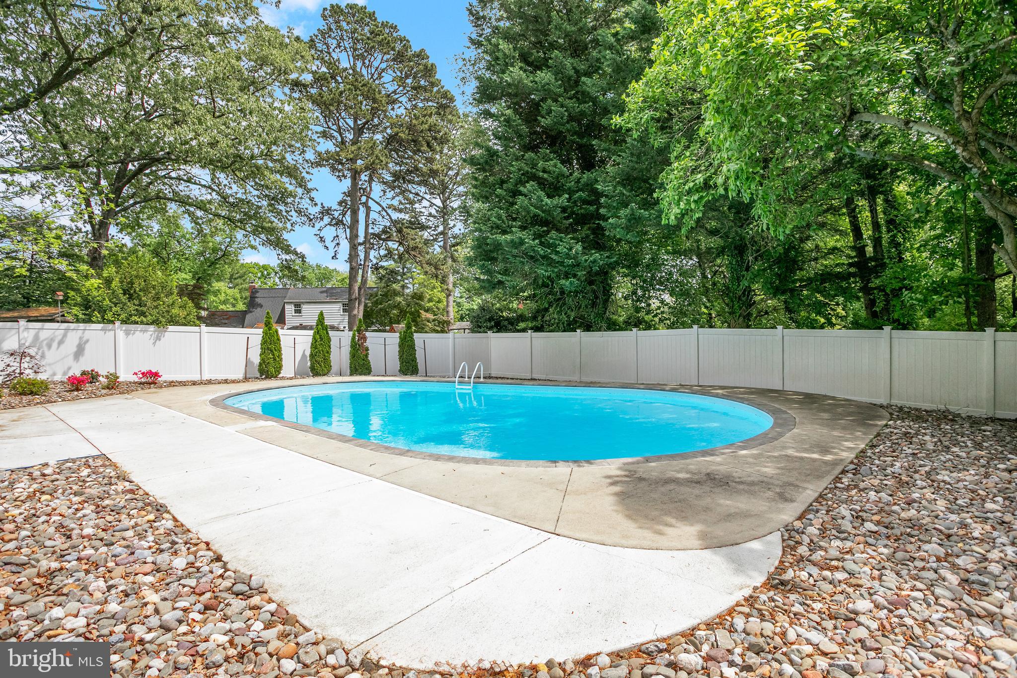 10525 Sweetbriar Pkwy