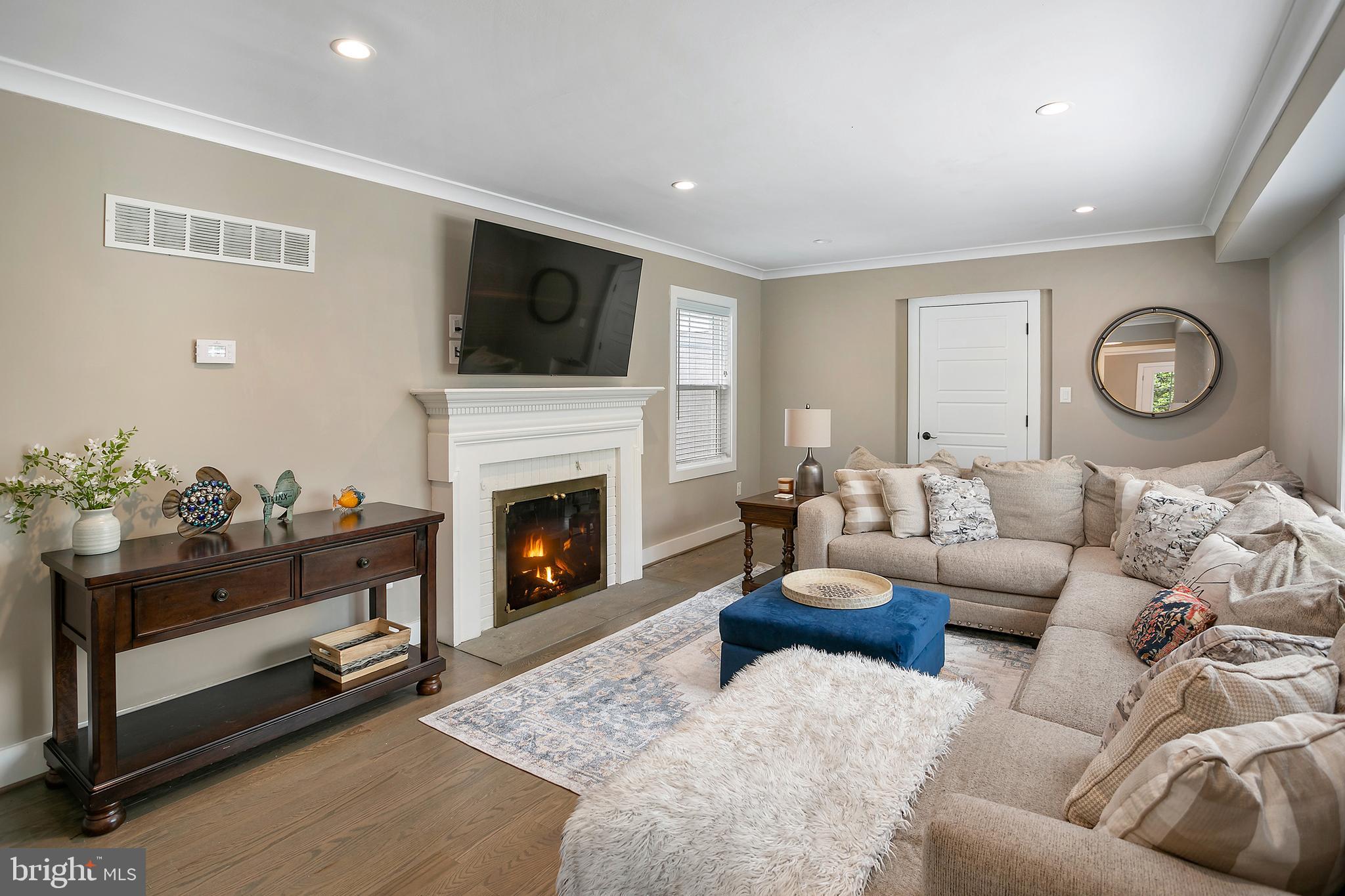 10525 Sweetbriar Pkwy
