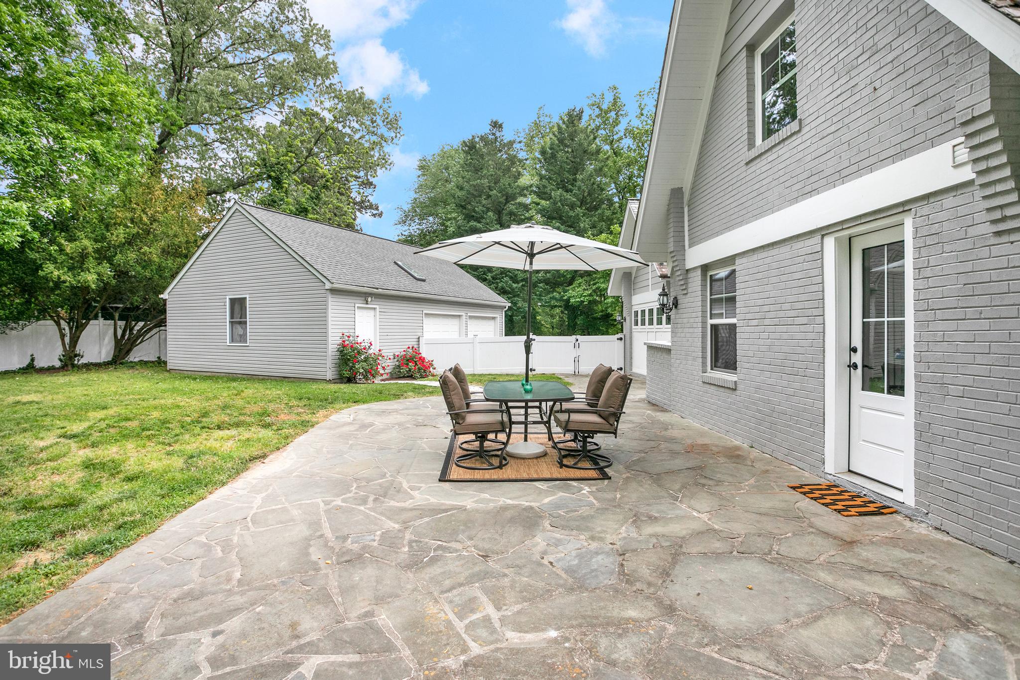 10525 Sweetbriar Pkwy