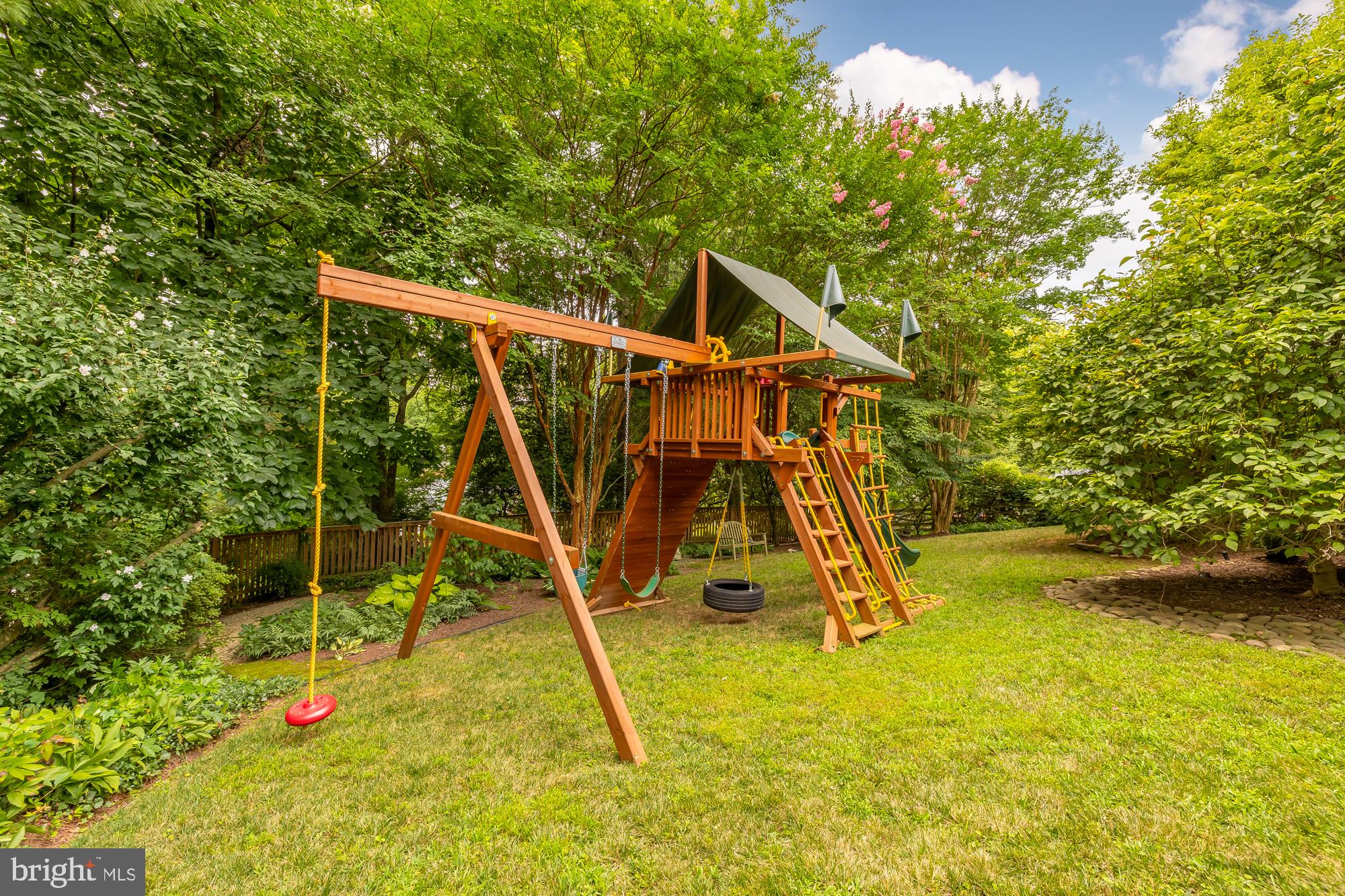 9600 Hillridge Dr