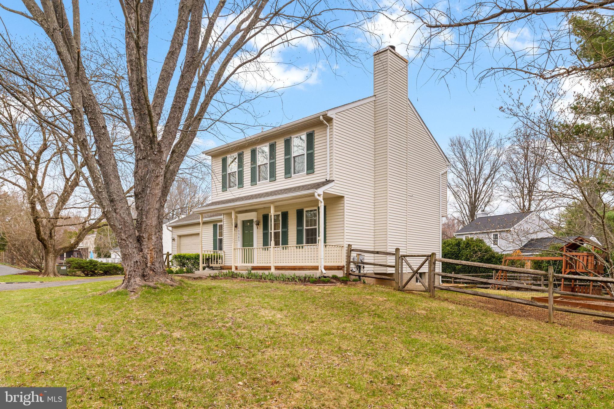 13505 Wisteria Dr