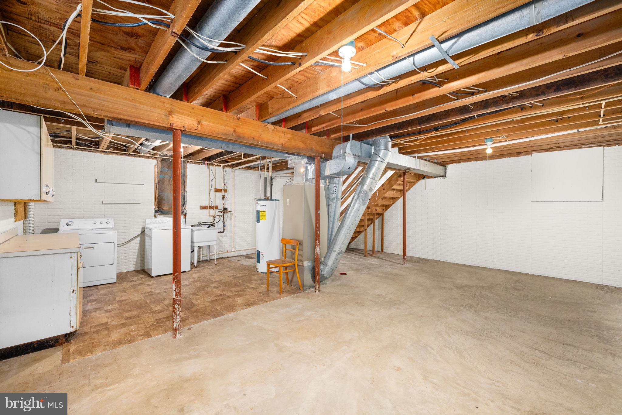 13505 Wisteria Dr