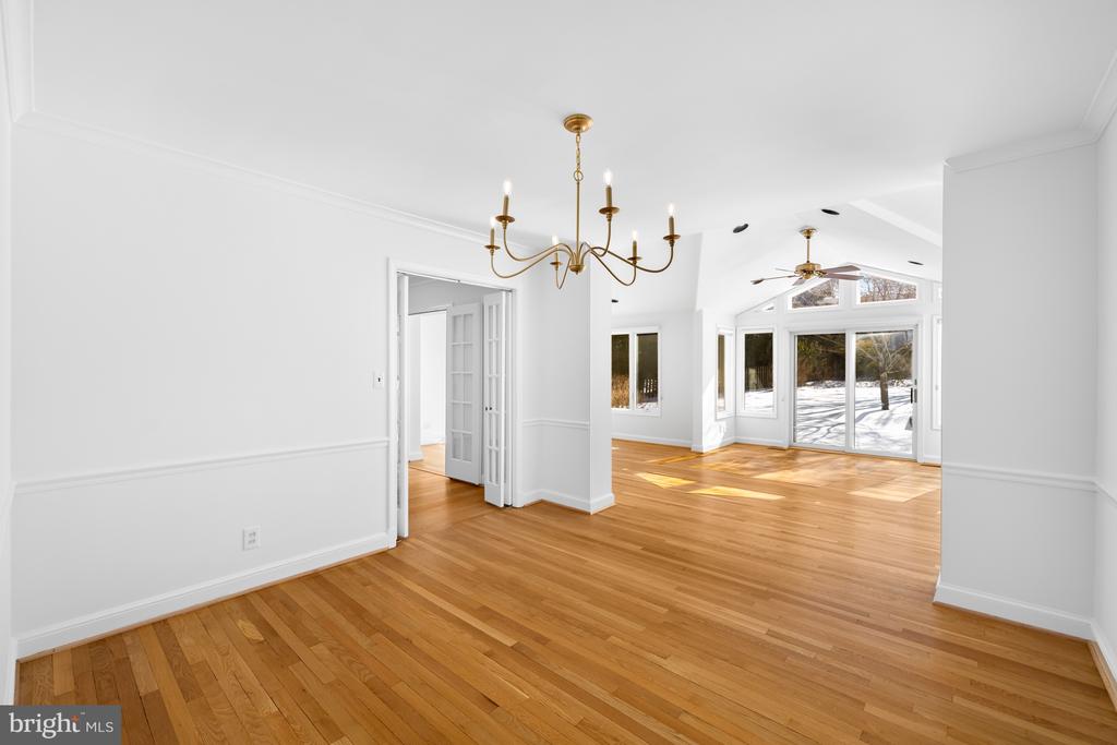 8047 GLENDALE ROAD